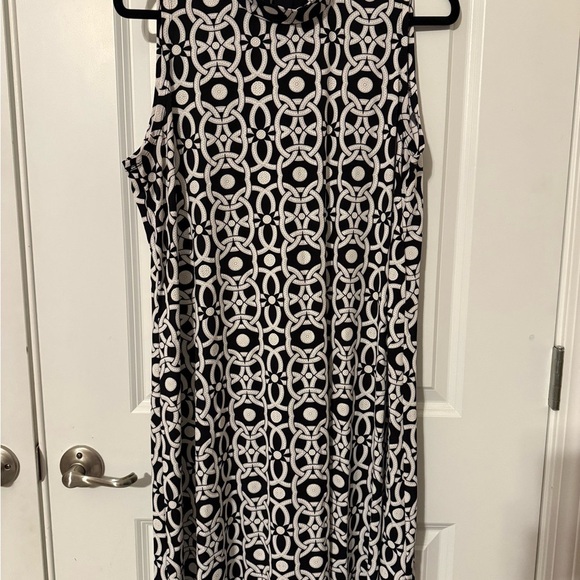 Signature by Robbie Bee Black and White Sheath Midi Dress - Picture 1 of 7